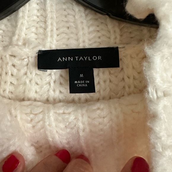 Ann Taylor Sweet color block turtle neck tunic sweater Medium - Picture 8 of 8